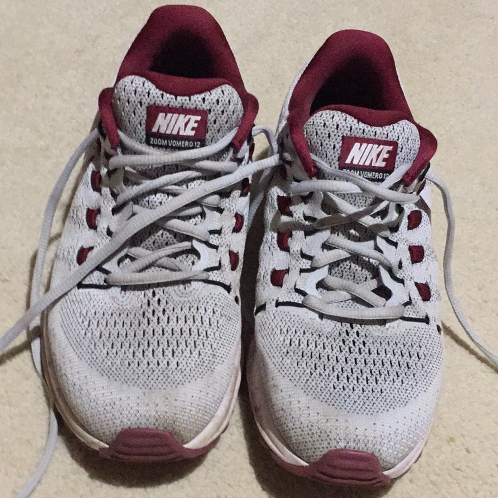Nike zoom sneakers